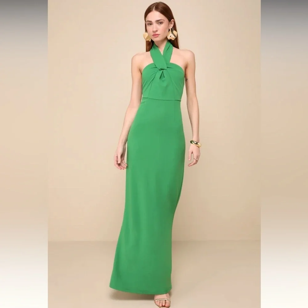 Lulus NWT Mesmerizing Perfection Green Halter Neck Backless Maxi Dress Small - Picture 1 of 6